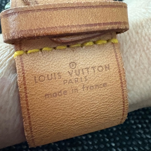 Louis Vuitton luggage /bag name tag 3 sets with box . Each set $82 no box. - Picture 13 of 13